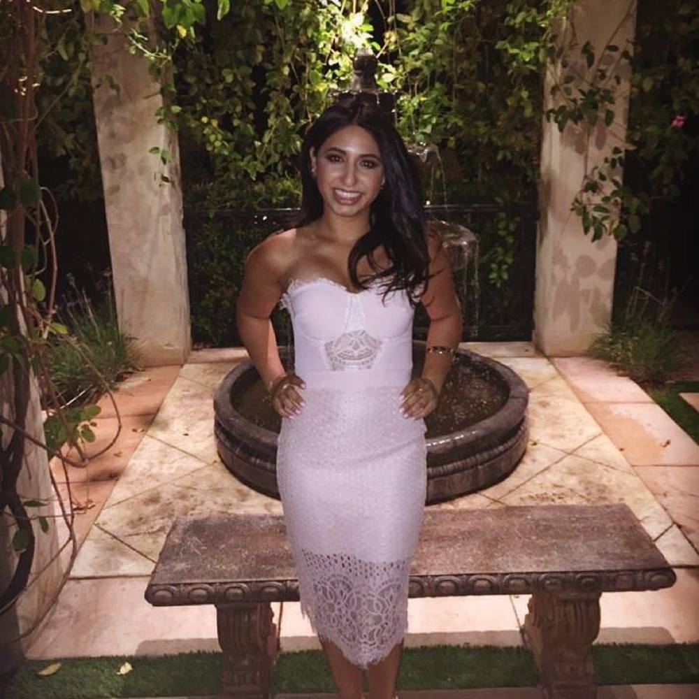 Meet your Posher, Leora